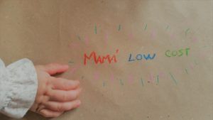 Pintura sobre papel craft