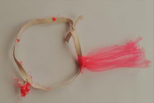 Cinta elástica reciclada del tutú roto