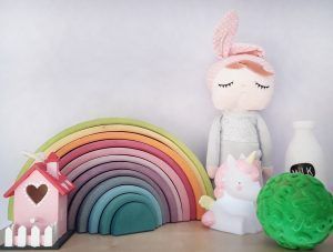 Adornos y juguetes habitación infantil