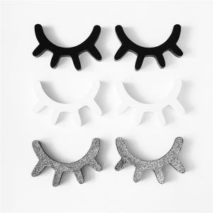 Par pestañas decorativas - El nido de Nai