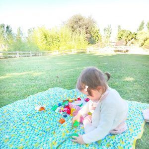 Victoria disfrutando de un día precioso.