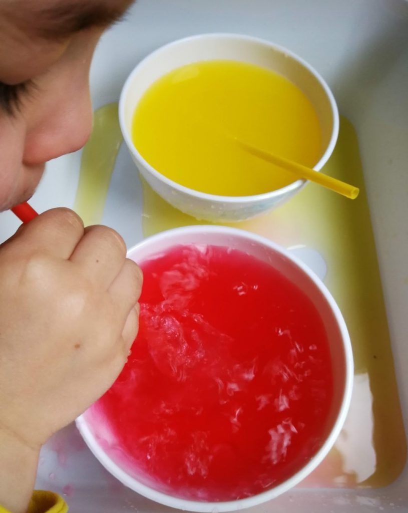 Soplando ando. @madre_degeneropunkrock.