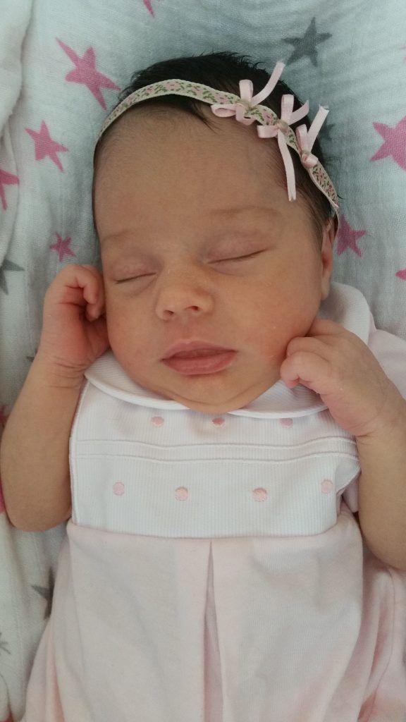 Victoria recién nacida.