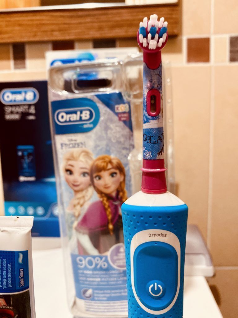 Cepillo eléctrico Frozen