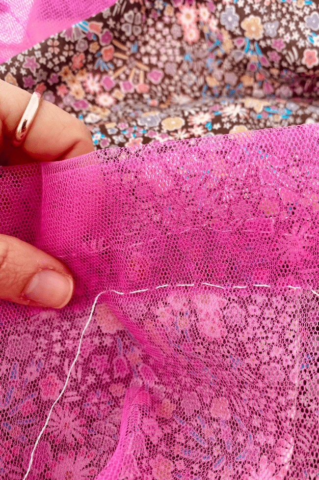 Ribete de tela de tul