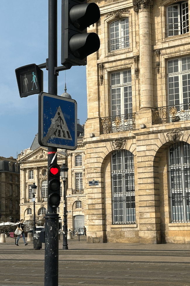 semafoto con forma de corazón que ver en burdeos