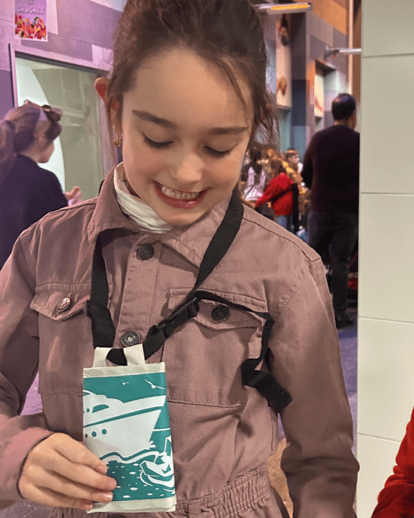 niña de 7 años en micropolix Madrid
