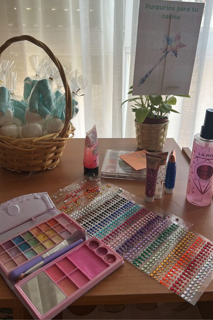 Cómo hacer una fiesta SPA divertida y barata en casa (con imprimibles)